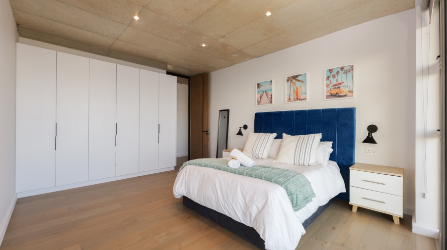5 Bedroom Property for Sale in Suiderstrand Western Cape